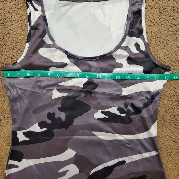 Women's Camouflage Print Sleeveless D - Picture 4 of 6